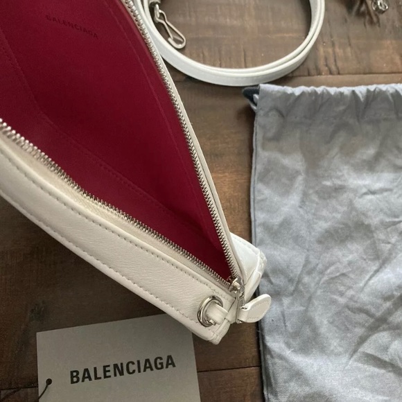 Authentic Balenciaga Small Triangle Crossbody Bag - Picture 5 of 12
